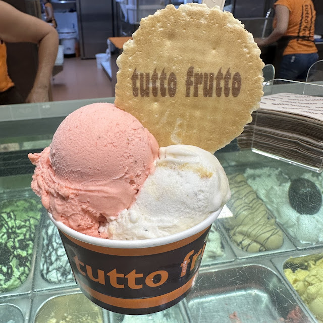 Helado de Fresa Y Plátano Con Dulce de Leche