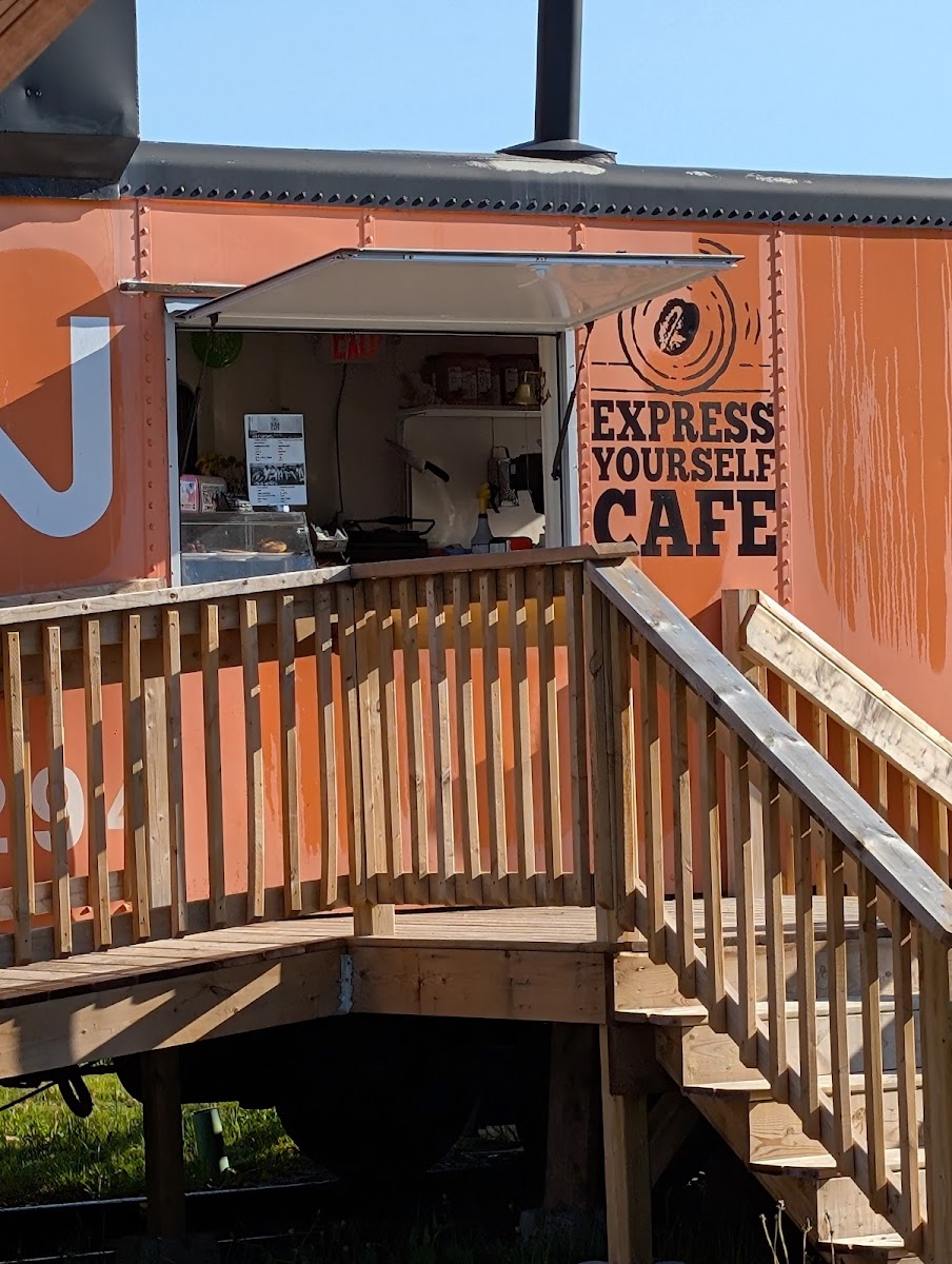 Express Yourself Café