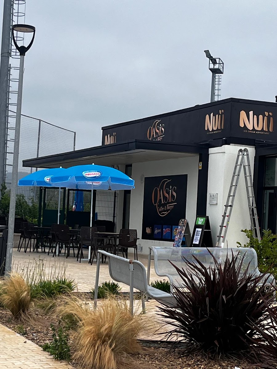 OASIS COFFEE & BURGER
