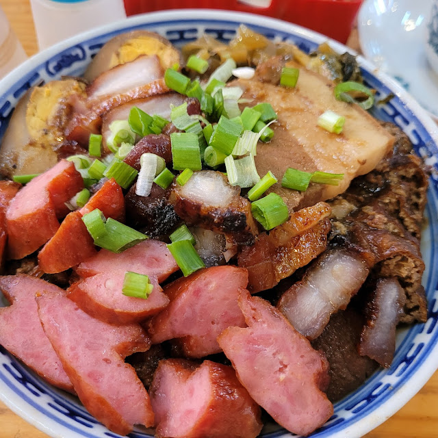 Giant Braised Pork Rice