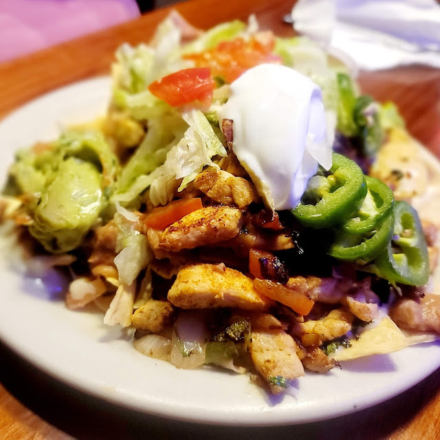Pollo Nachos Supreme
