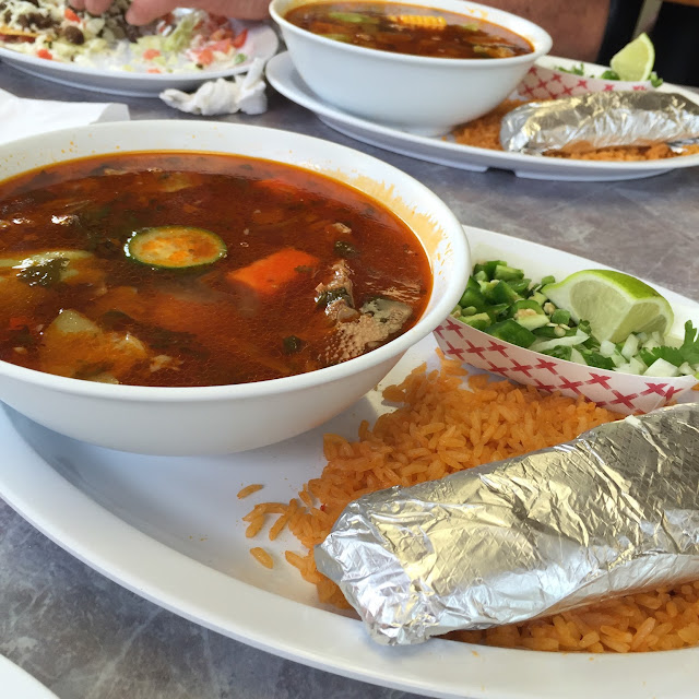 Caldo De Res Con Verduras Y Arroz Mexicano