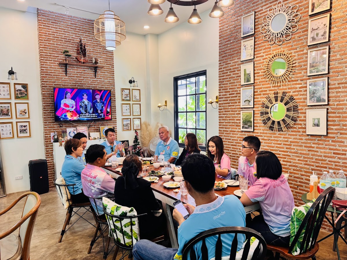 PinThong House&Cafe ปิ่นทองเฮ้าส์&คาเฟ่