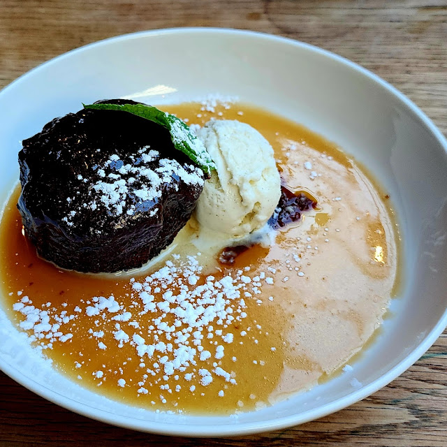 Sticky Date Pudding