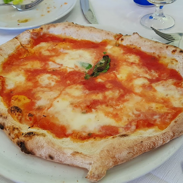 Pizza Margherita