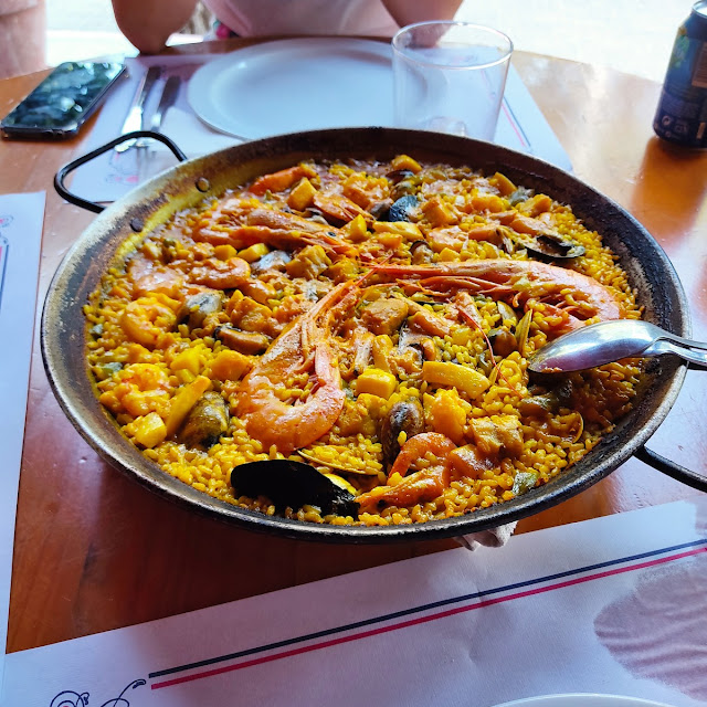 Paella Española de Marisco