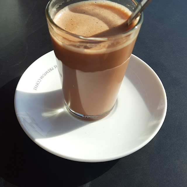 Cafe Con Leche