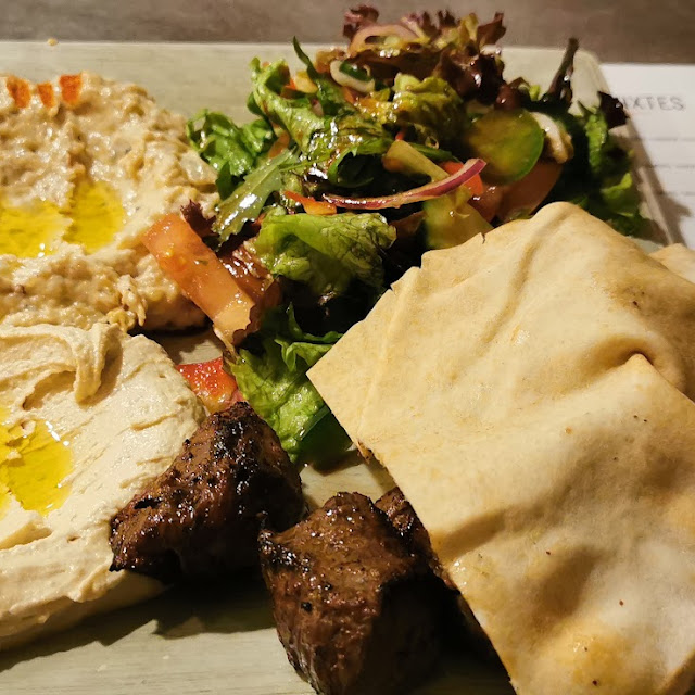 Houmous Purée D'aubergine Et Légumes