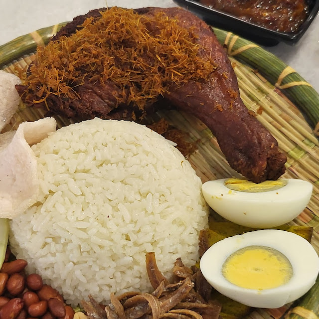 Nasi Lemak Fired Chicken