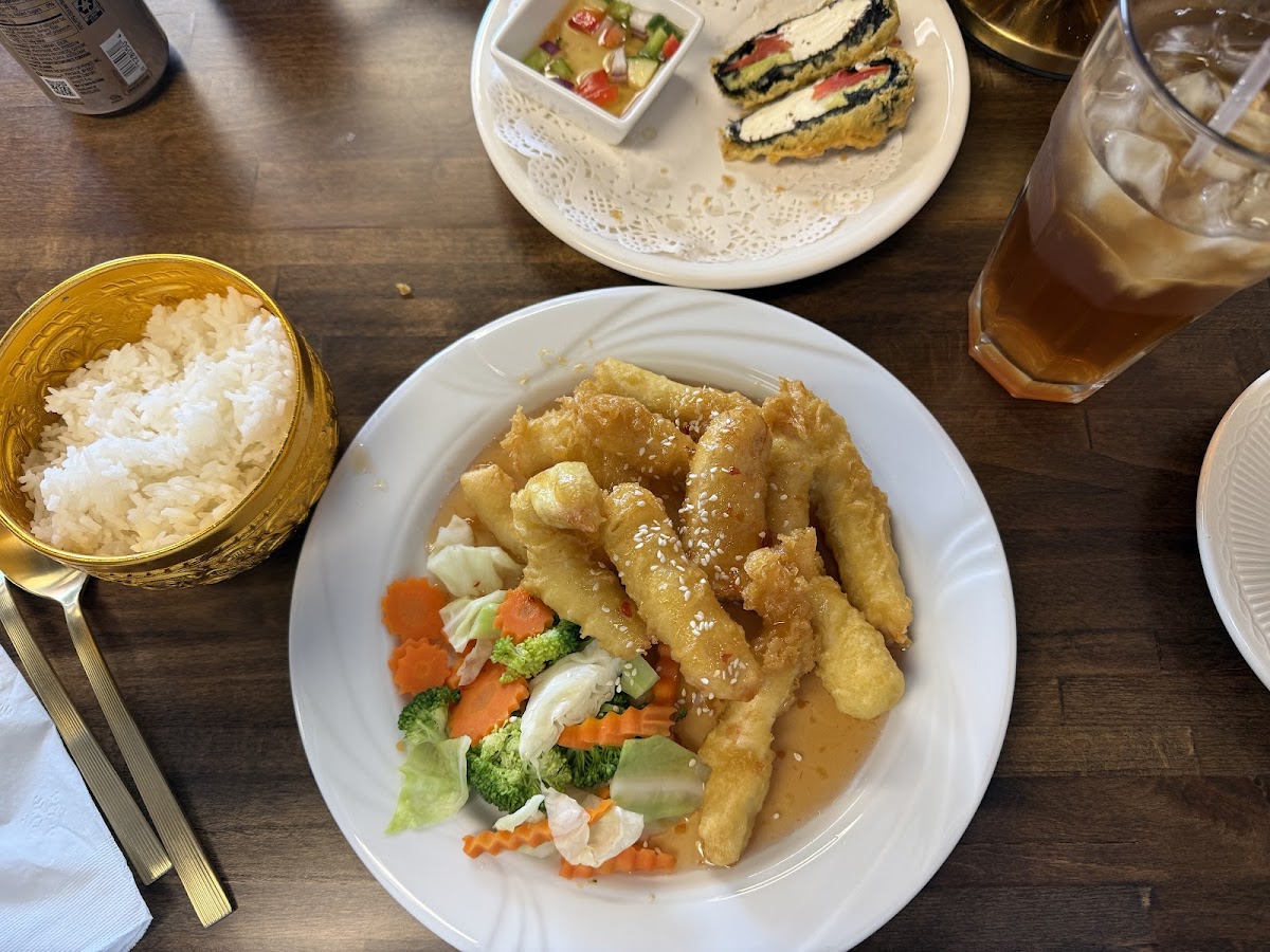 Thongpoon Thai Chef