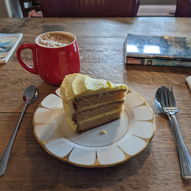 Zesty Lemon Cake