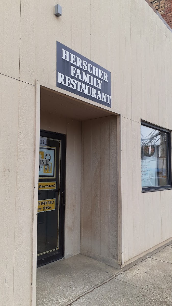 Herscher Restaurant And Pub