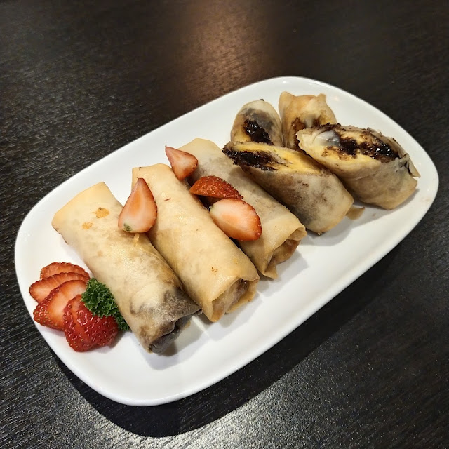 Banana Spring Roll