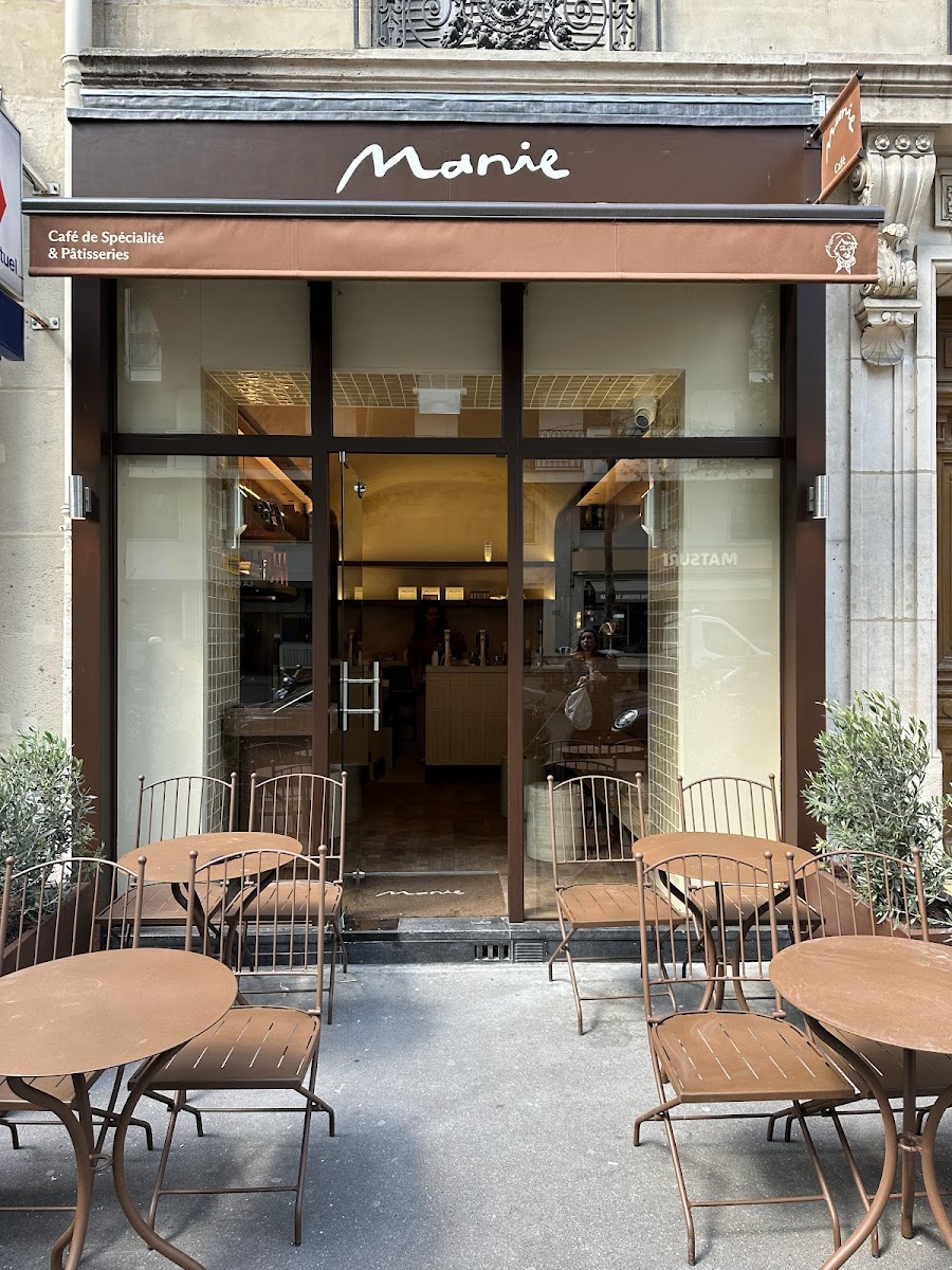 Manie Café
