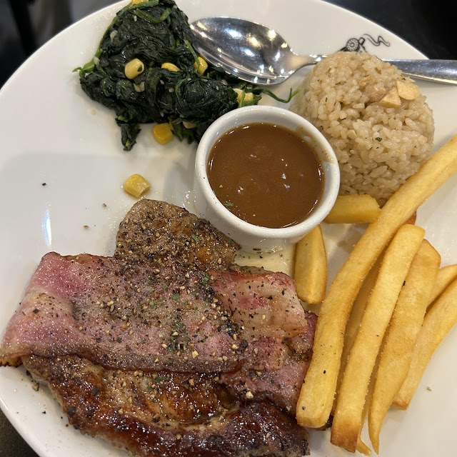 สเต็กหมูคุโรบุตะ kurobuta steak
