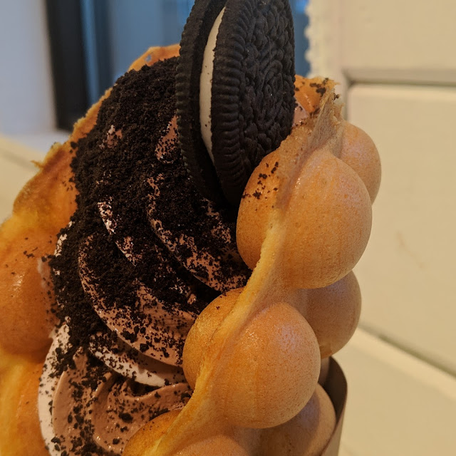Egg Waffle with Ice Cream