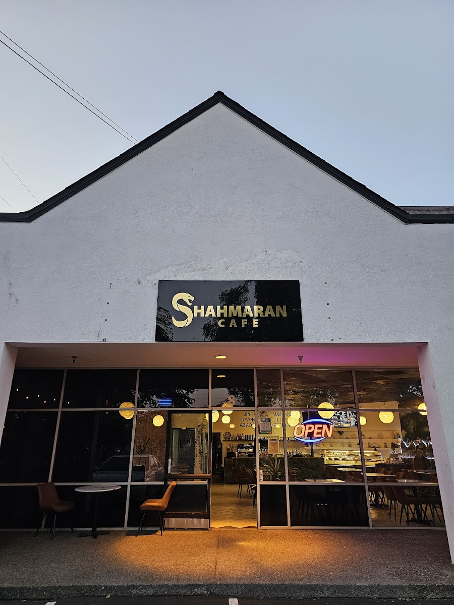 Shahmaran cafe
