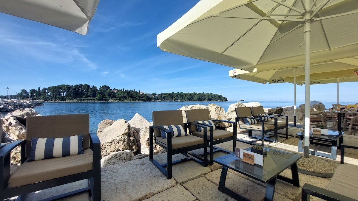 Caffe Bar RIVIERA