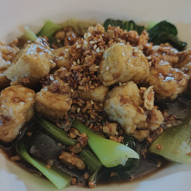 Tofu Butchoy with Garlic Oystersauce