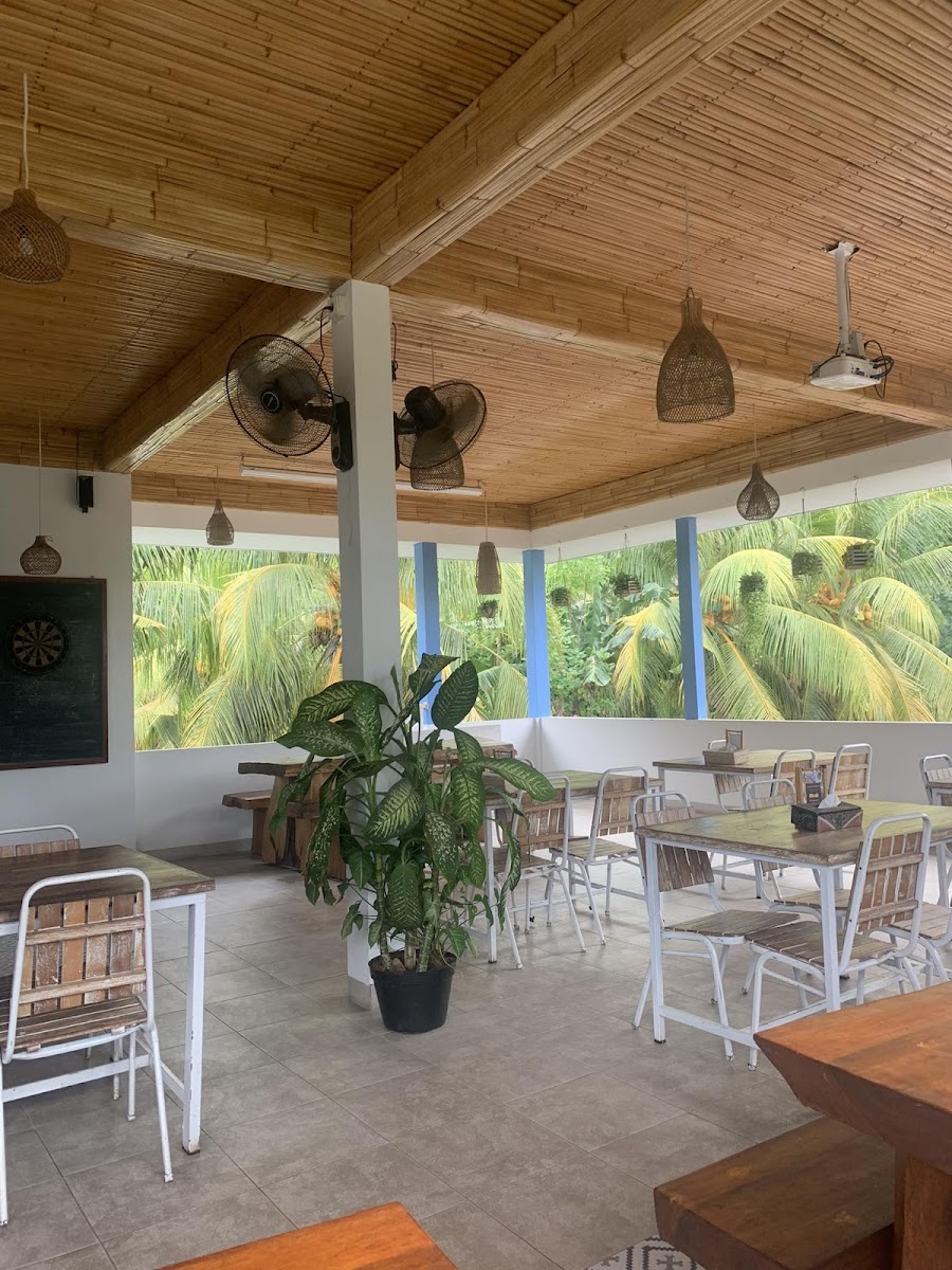 Kura Restaurant & Bar