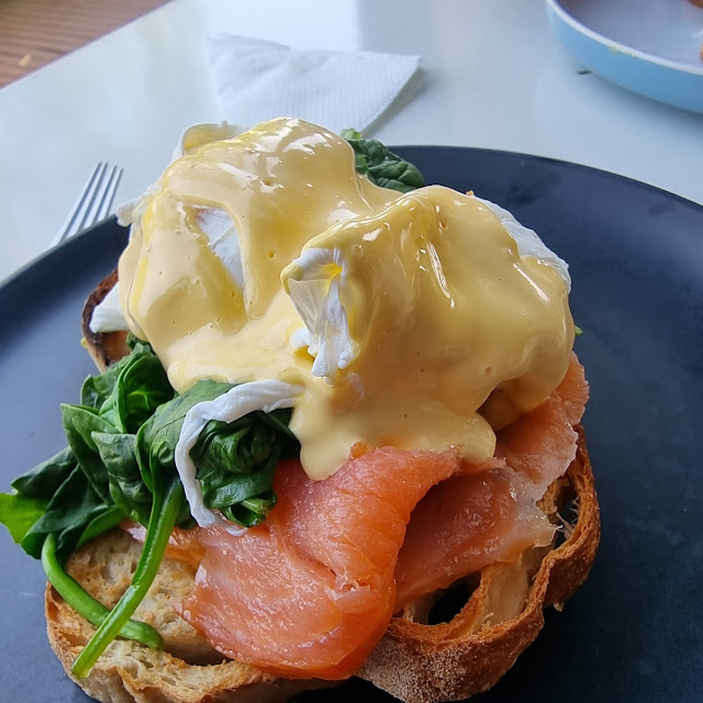 Eggs Benedict with Salmon