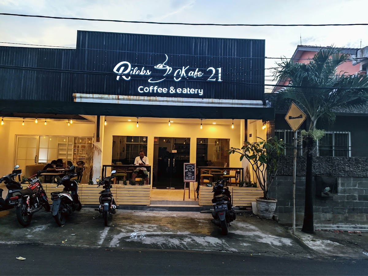 Rileks Kafe21 Depok