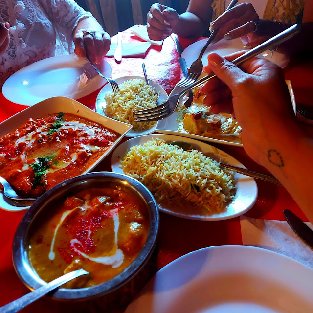 Korma Pasanda Biryani Garlic Nan