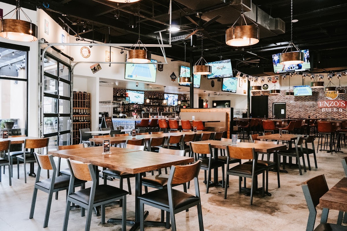 Enzo's BBQ Ale House