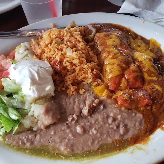 Mia's Enchilada Combo