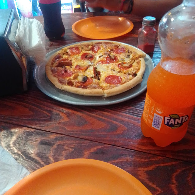 Pizza Pepperoni Mediana