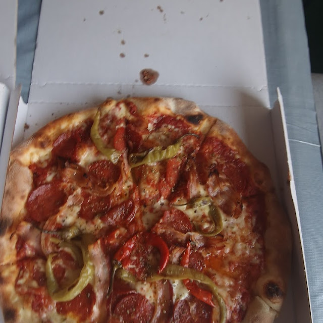 Szalamis Pizza