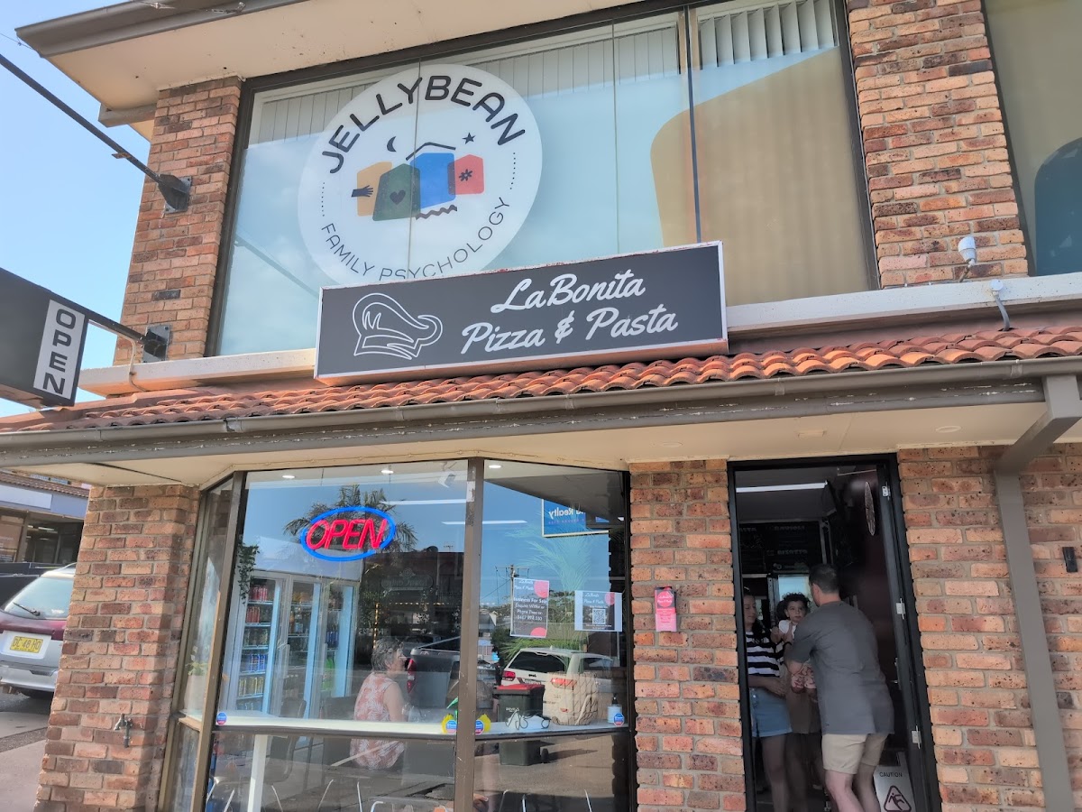 LaBonita Pizza & Pasta