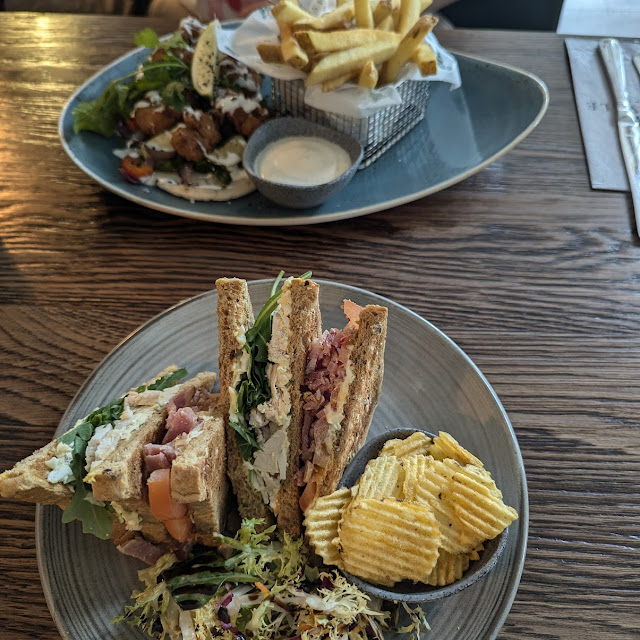 Chicken blt