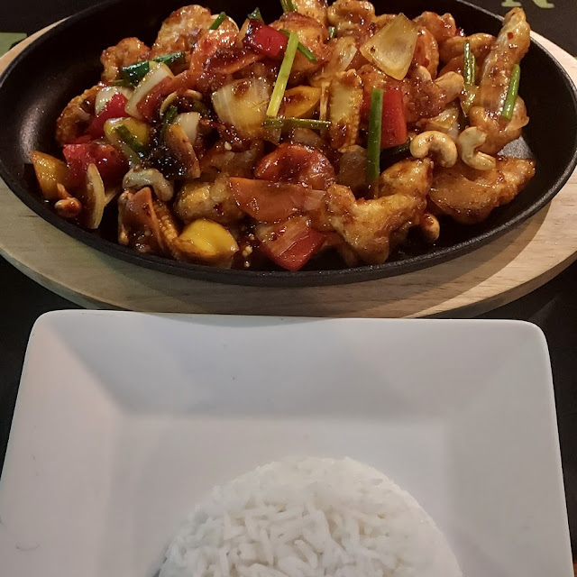 Pad Med Mamueng Gai Thai Chicken and Chaew Nuts Just Fantastic
