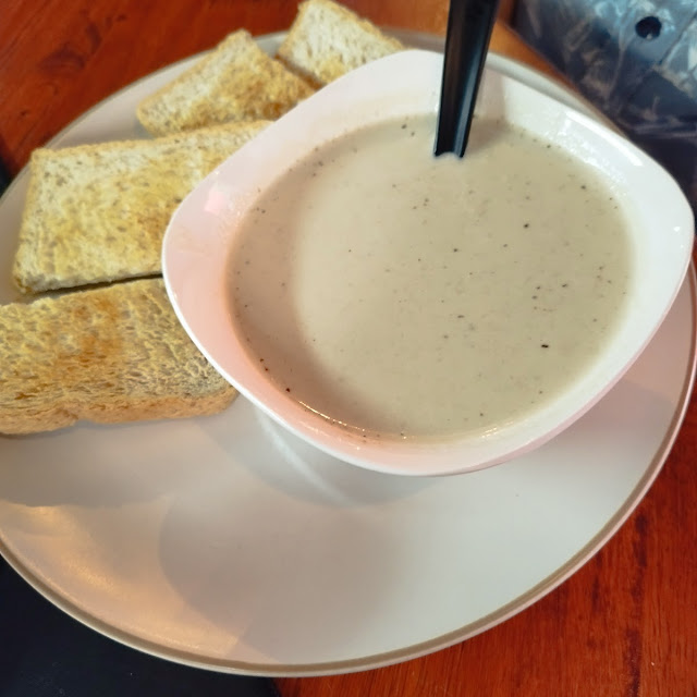 Muchroom Soup Du Jour