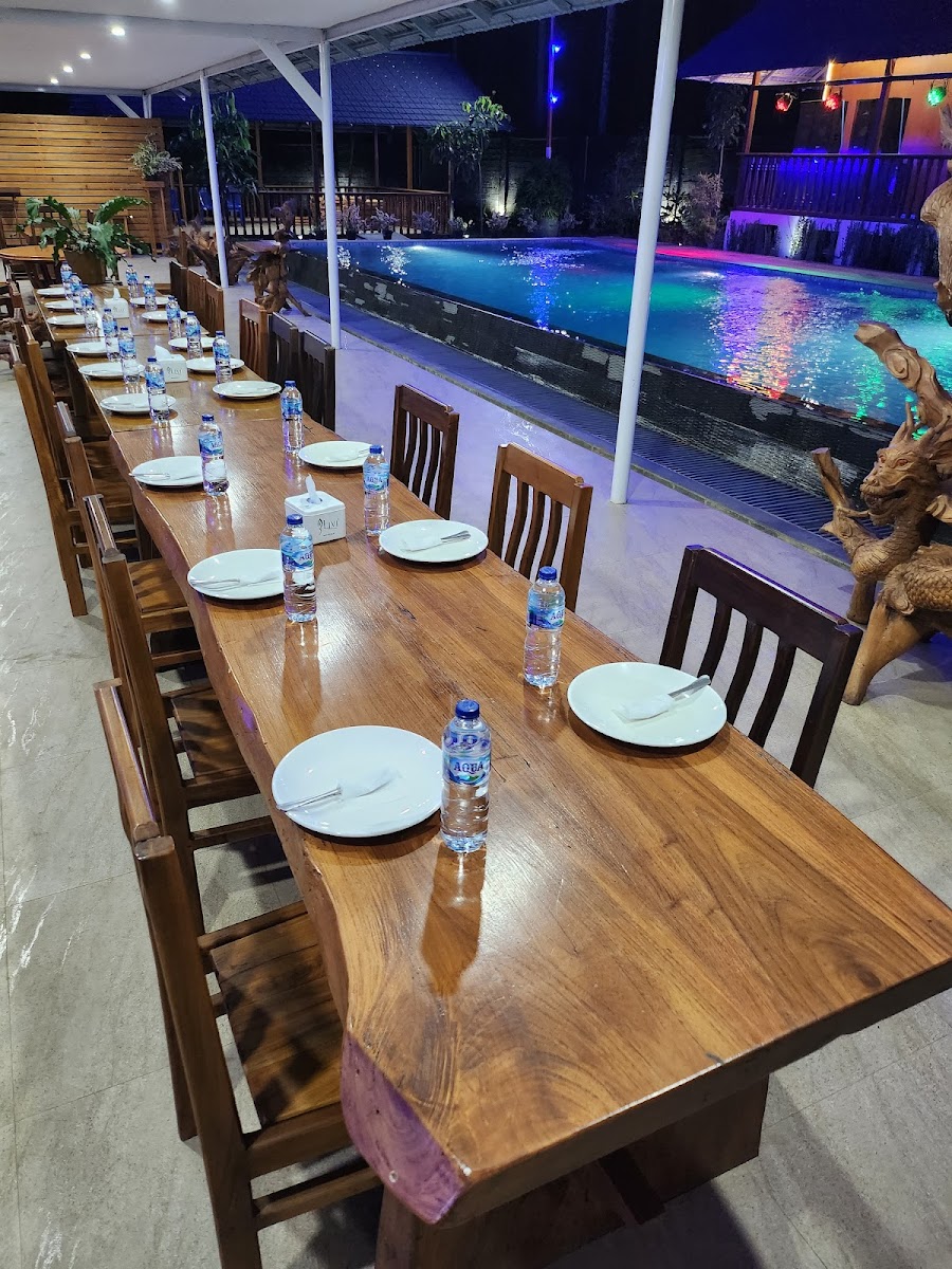 KOKI Teterusan Resto & Cafe