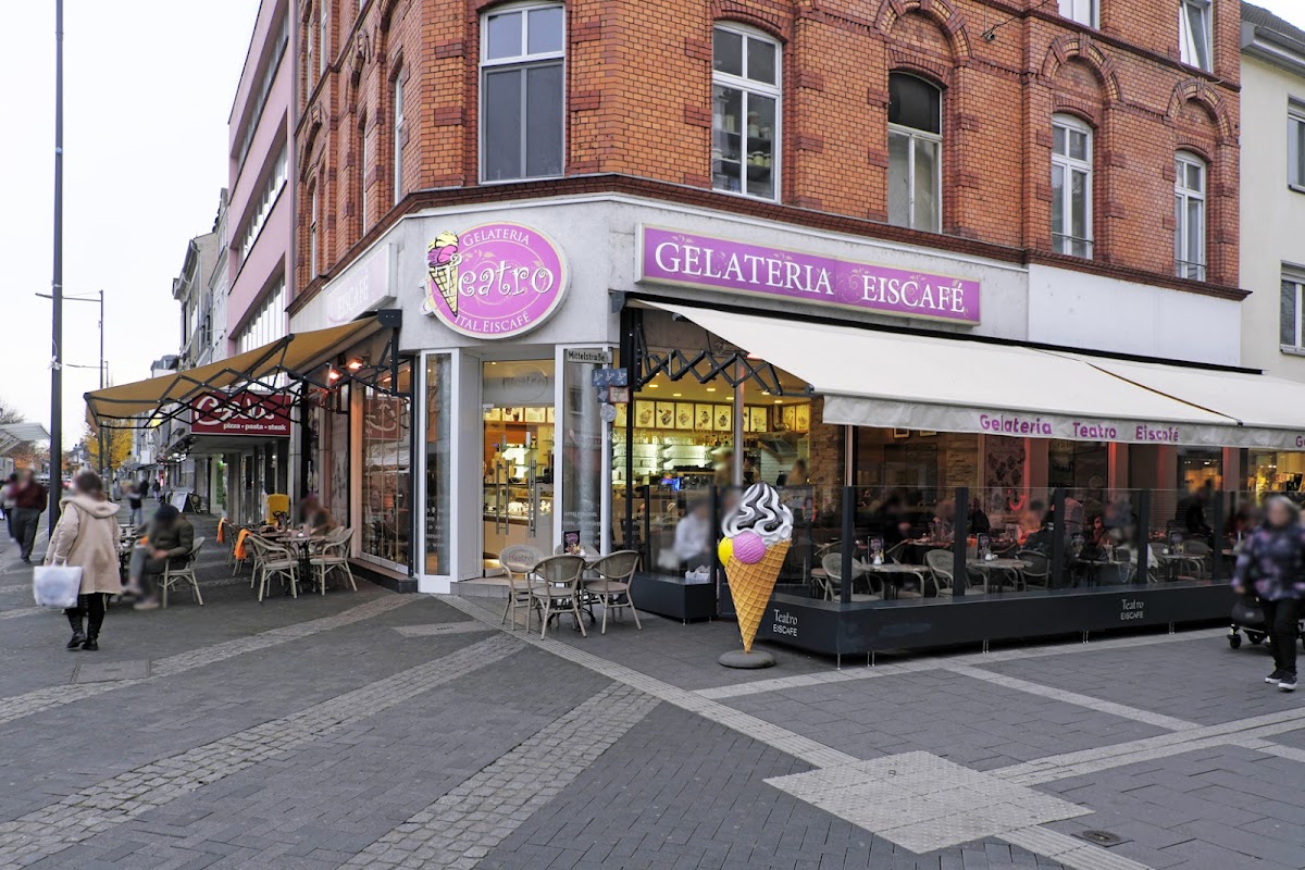 Teatro Ital. Eis-Cafe Gelateria