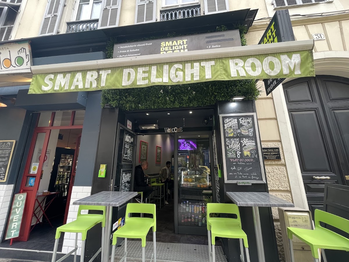 Smart Delight Room