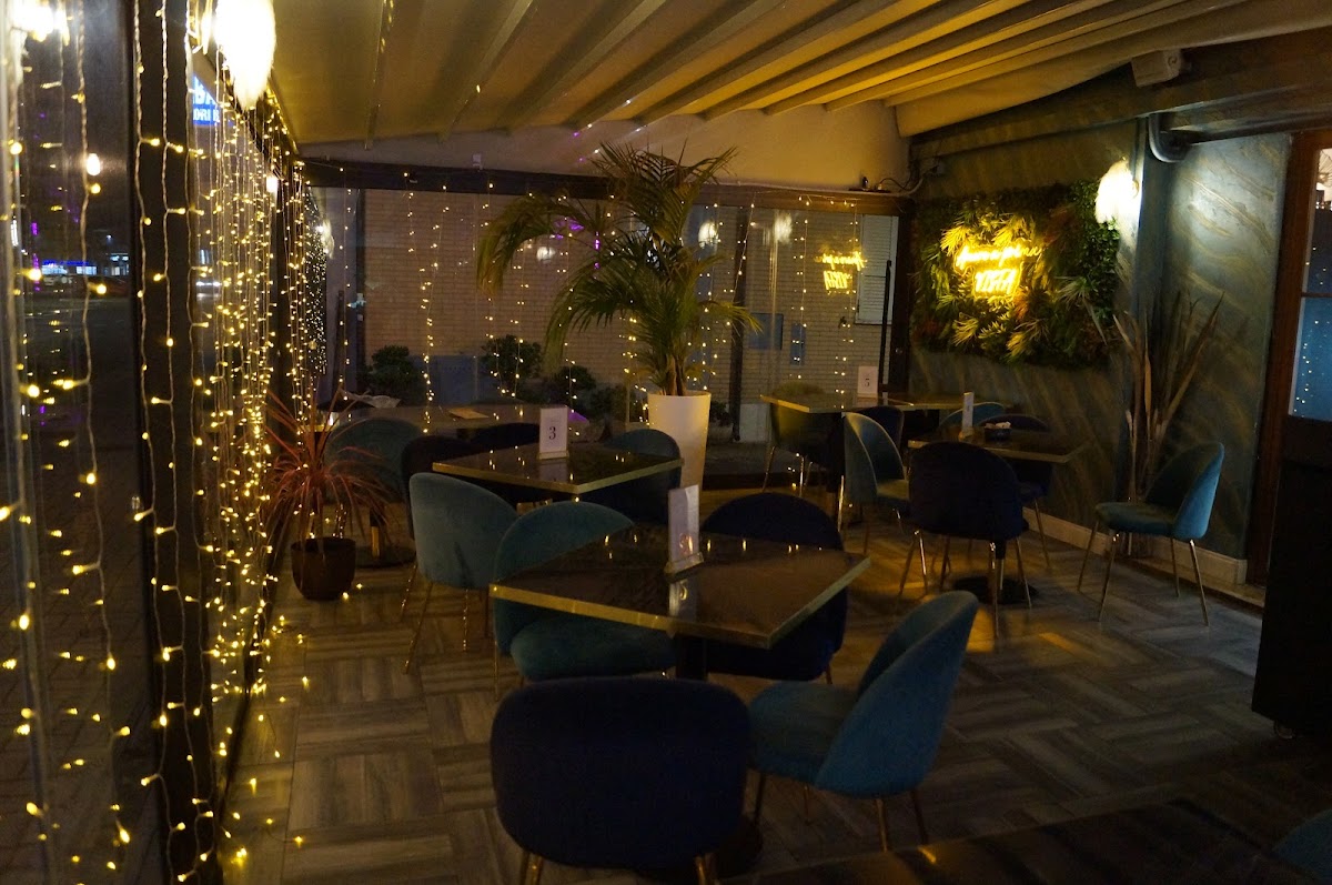 Vista Fiumicino Caffè - Bistrot - Cocktail Bar e Tabacchi