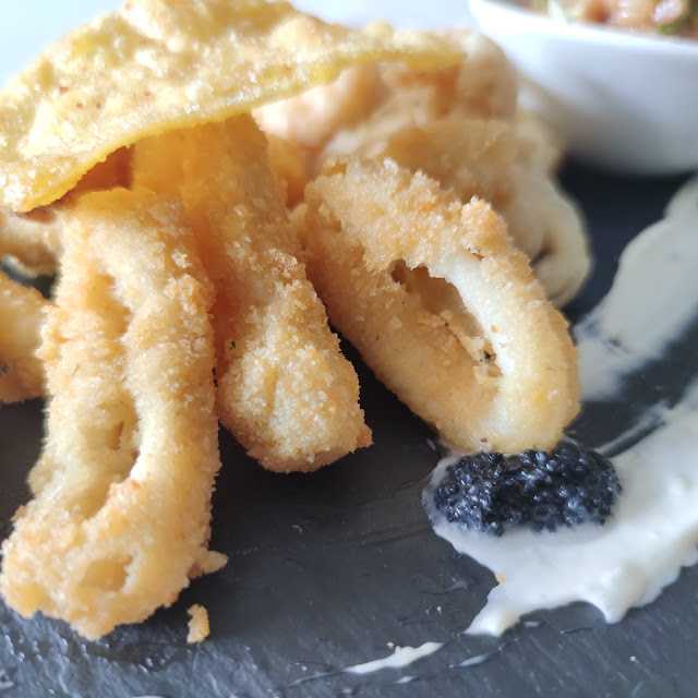Calamares Con Alioli de Azafran