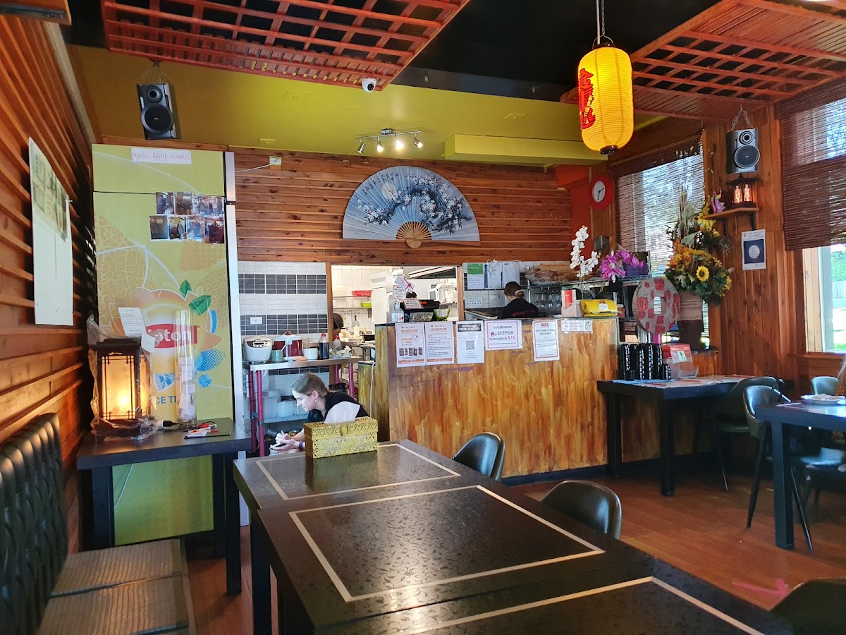 Moon Sushi