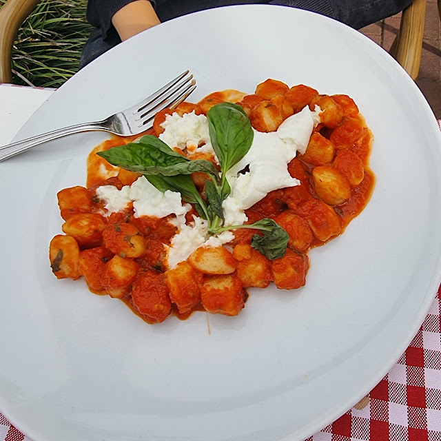 Gnocchi Mit Mozzarella Alla Caprese Di Bufala